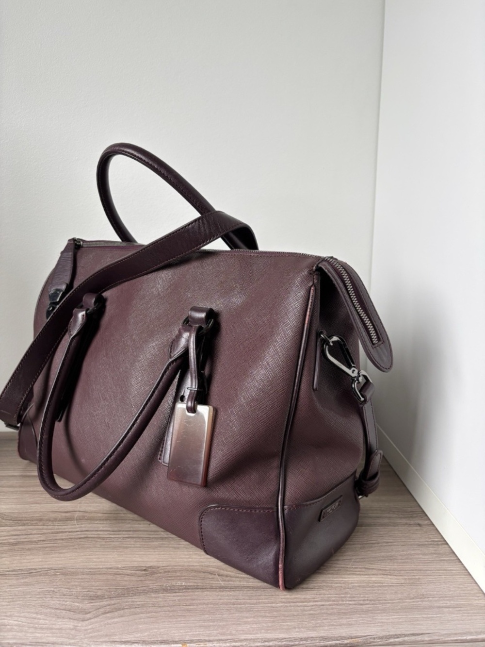 Tumi Villa Purple Leather Handbag Tote Bag Laptop Travel Purse 73126 Authentic❤️ - Picture 3 of 16